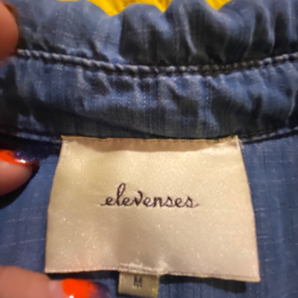Anthropology elevenses button up top